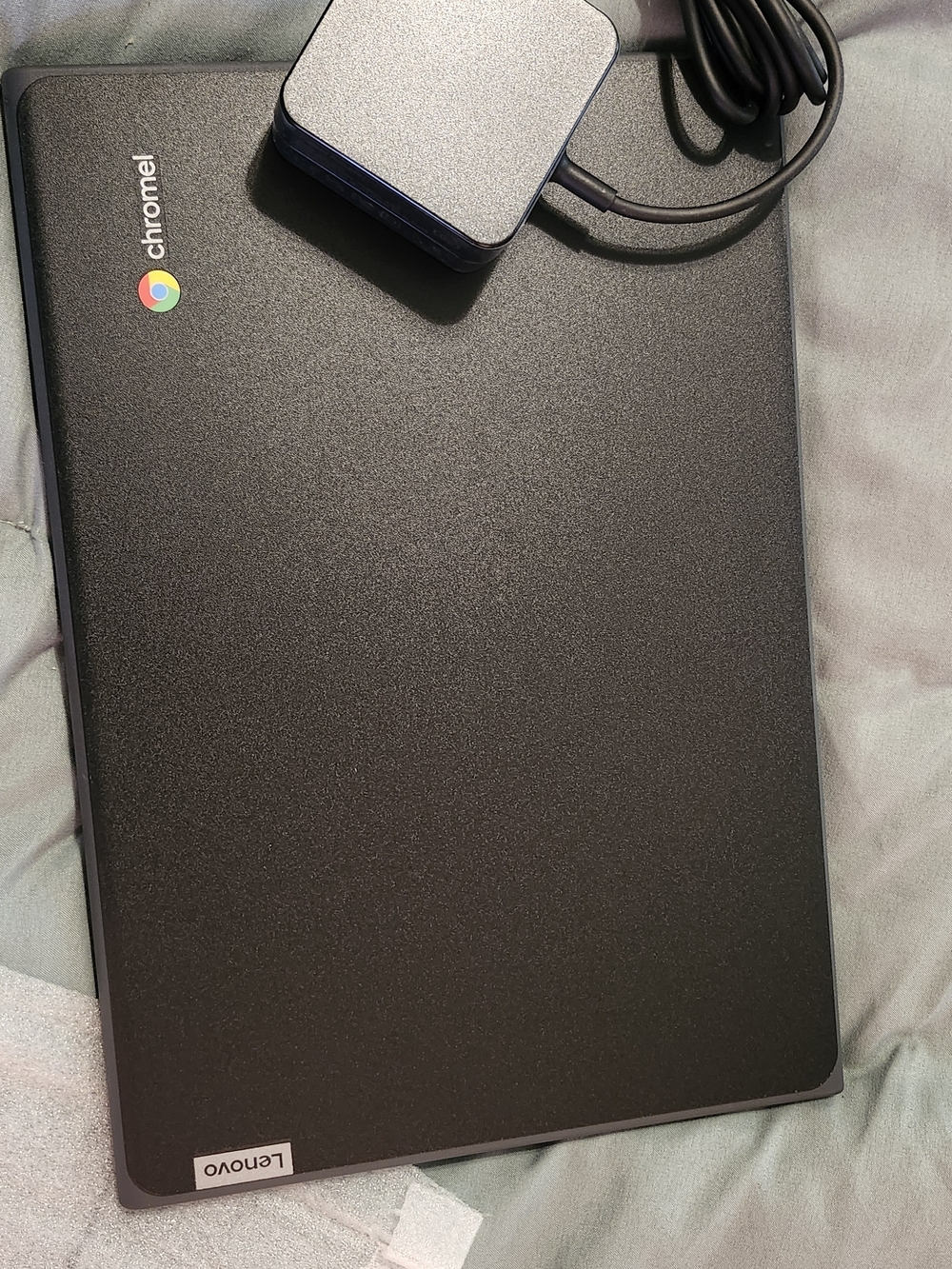 Lenovo Chromebook Laptop in Black with Charger